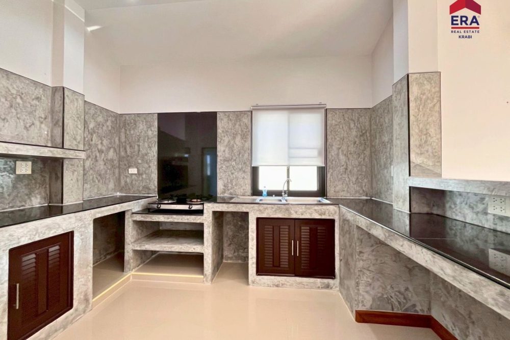 LINE_ALBUM_บ้านนาตีน มีโลโก้_251218_5