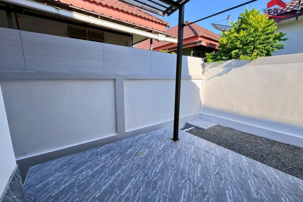 LINE_ALBUM_บ้านนาตีน มีโลโก้_251218_7